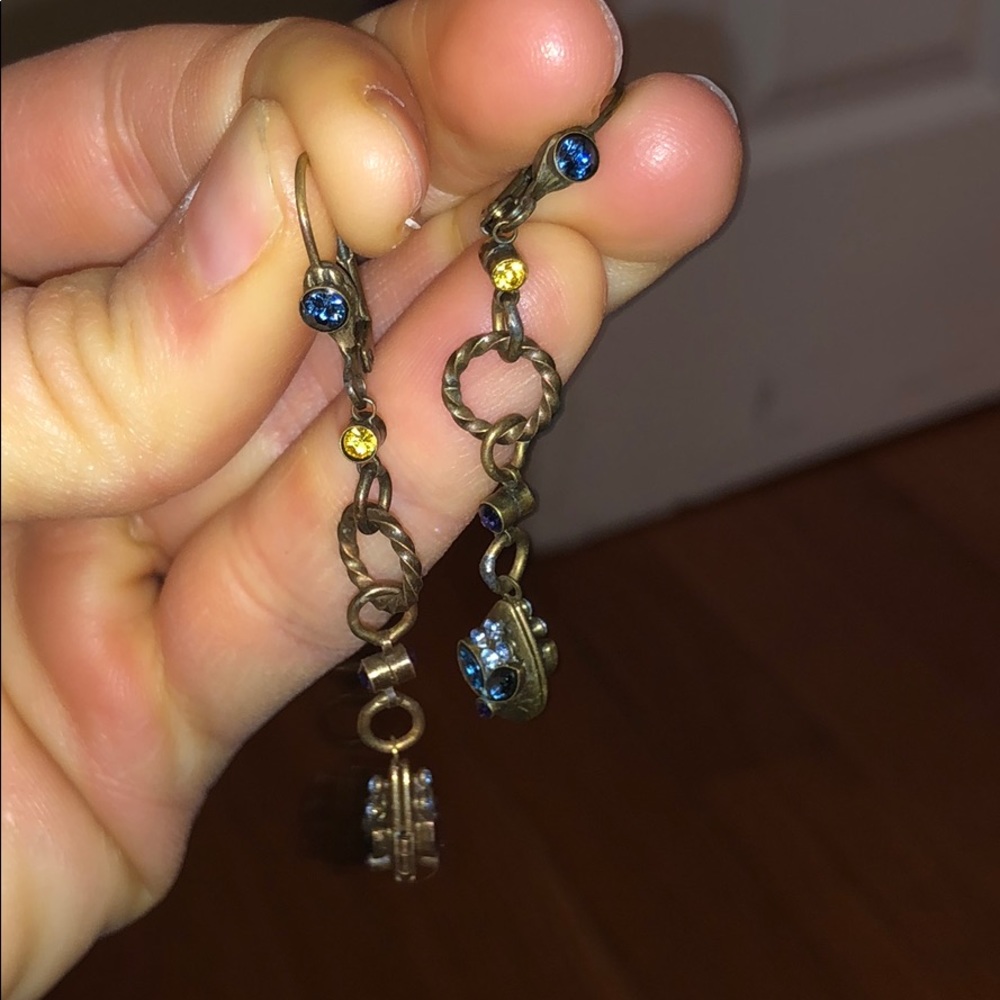 Unique Sorrelli locket earrings